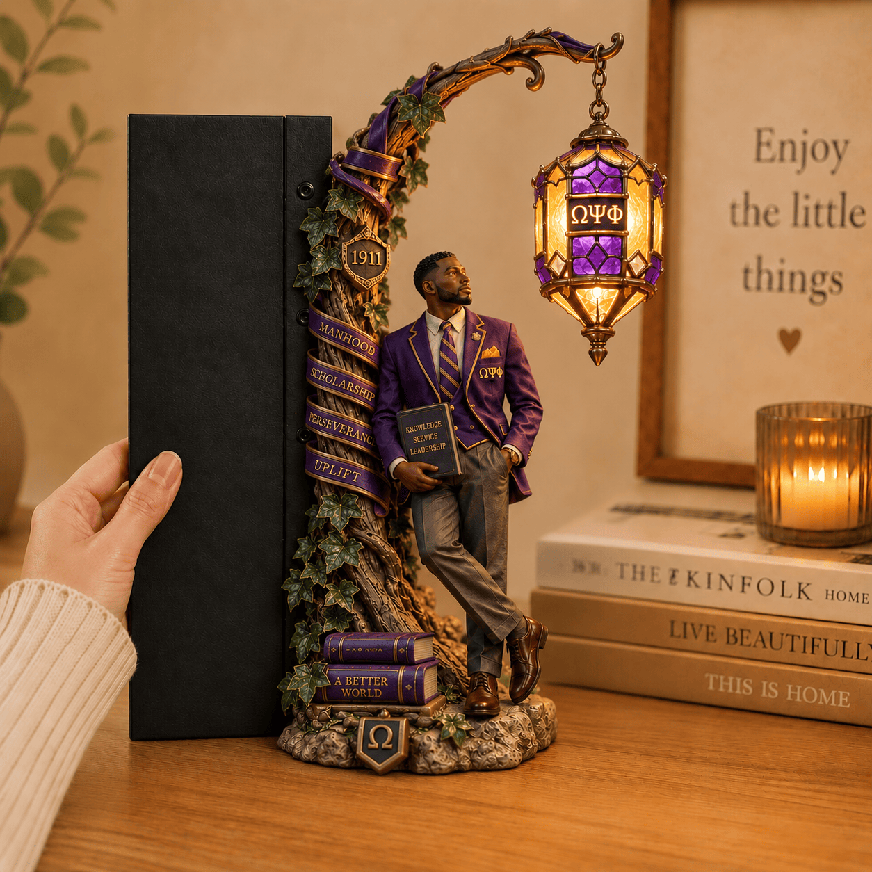 Premium OMPP Bookshelf Figurines Lamp NTNA