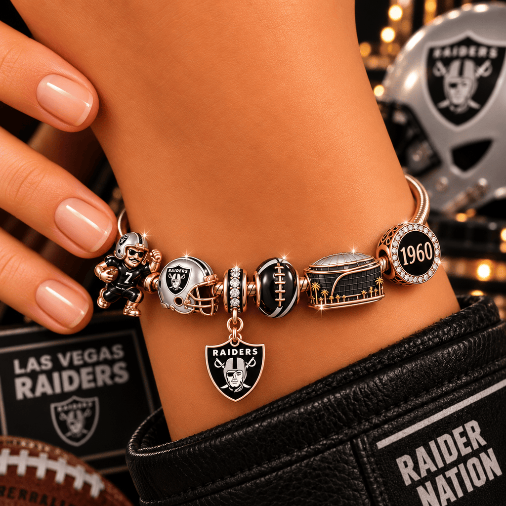 LVR Gold Charm Bracelet Set NHVH