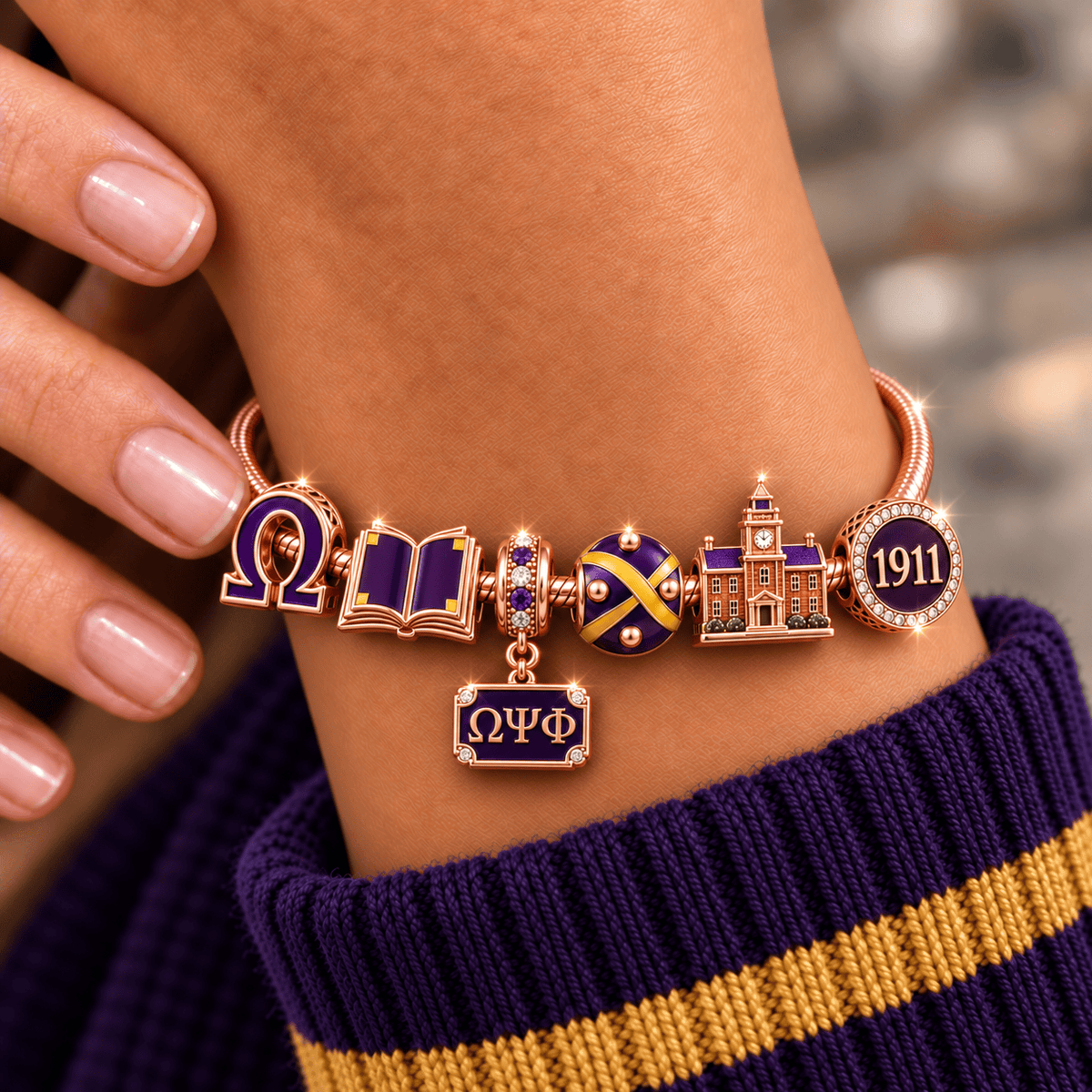 OMPP Gold Charm Bracelet Set NHVH